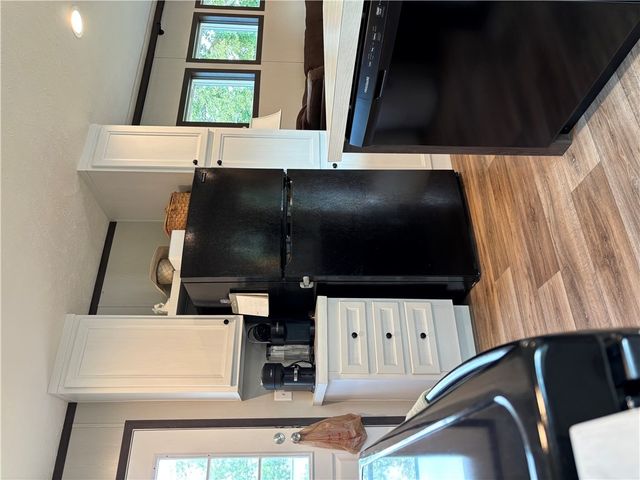 101 Edwards Street, Franklin, TX 77856