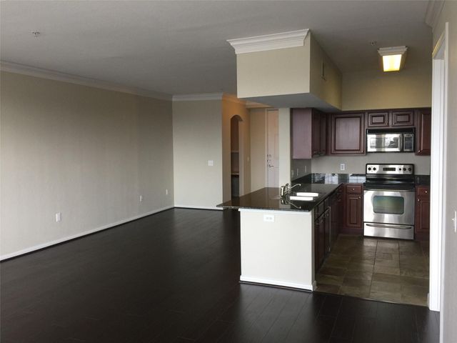7575 Kirby Drive 2420, Houston, TX 77030