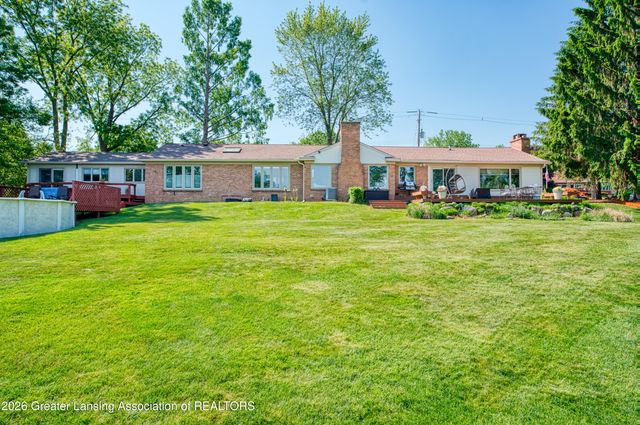 3619 Waverly Hills Road, Lansing, MI 48917