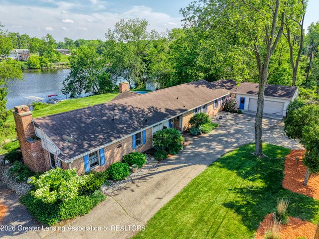 3619 Waverly Hills Road, Lansing, MI 48917