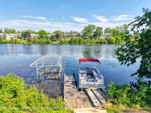 3619 Waverly Hills Road, Lansing, MI 48917