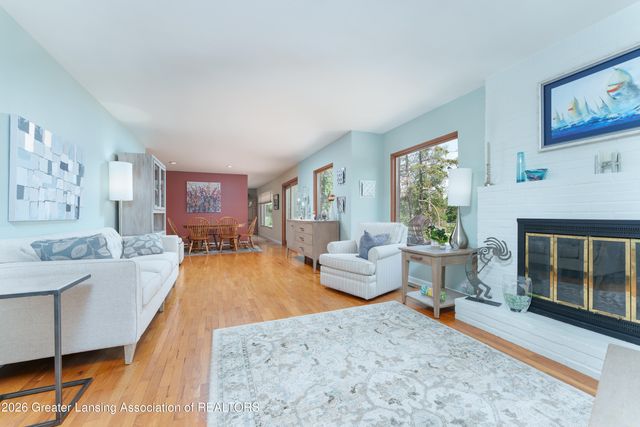 3619 Waverly Hills Road, Lansing, MI 48917