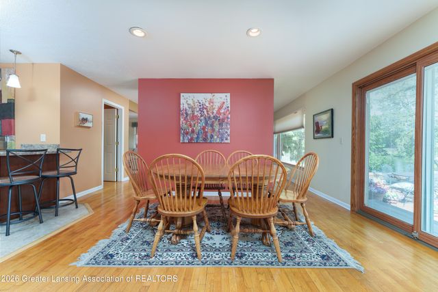 3619 Waverly Hills Road, Lansing, MI 48917