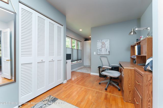 3619 Waverly Hills Road, Lansing, MI 48917