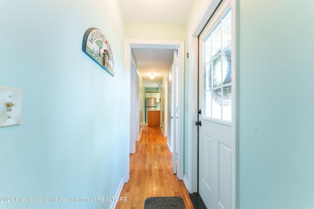 3619 Waverly Hills Road, Lansing, MI 48917