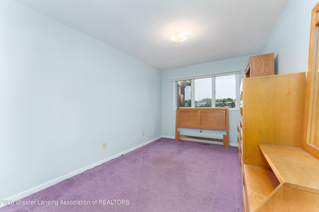 3619 Waverly Hills Road, Lansing, MI 48917