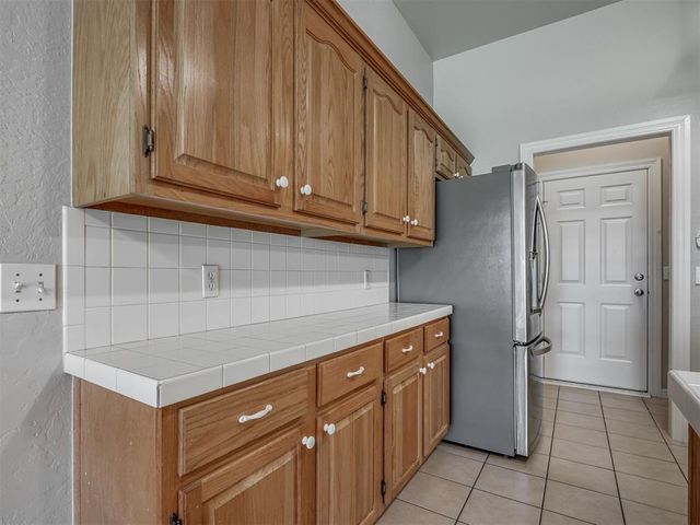 2709 Silvertree Drive, Oklahoma City, OK 73120