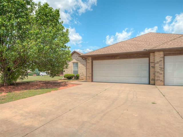 2709 Silvertree Drive, Oklahoma City, OK 73120