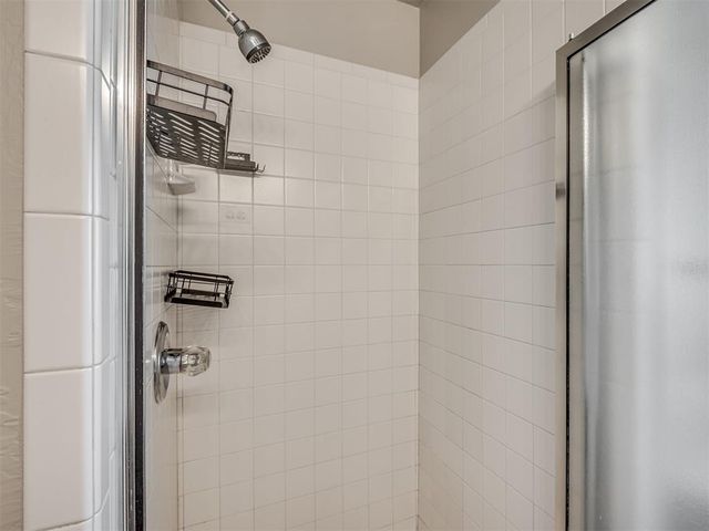2709 Silvertree Drive, Oklahoma City, OK 73120