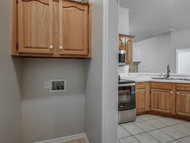2709 Silvertree Drive, Oklahoma City, OK 73120