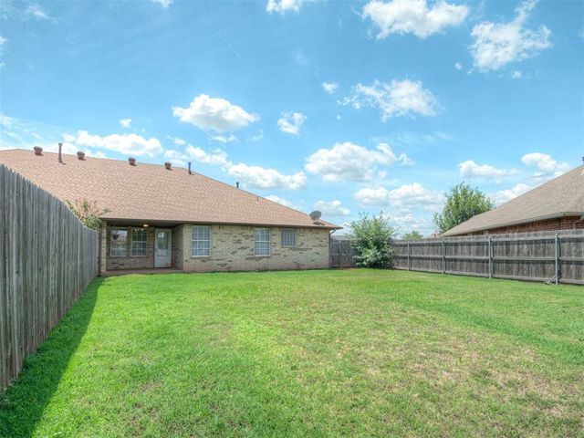 2709 Silvertree Drive, Oklahoma City, OK 73120