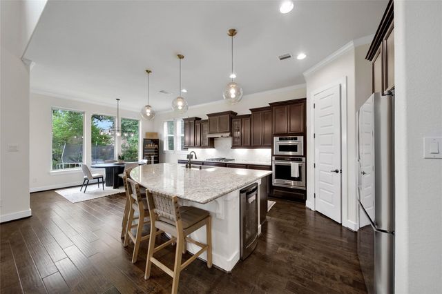 5462 Harvest Oak Landing Drive, Spring, TX 77386