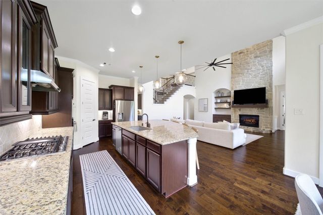 5462 Harvest Oak Landing Drive, Spring, TX 77386
