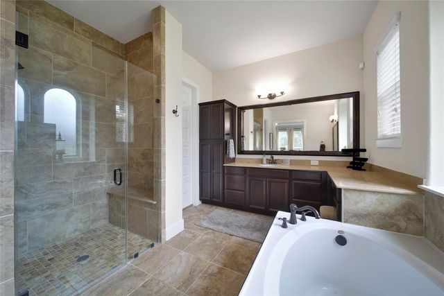 5462 Harvest Oak Landing Drive, Spring, TX 77386