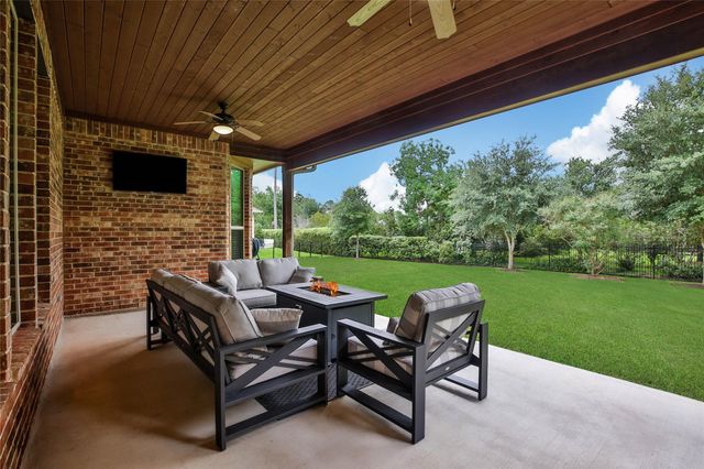 5462 Harvest Oak Landing Drive, Spring, TX 77386