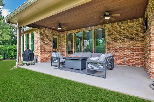5462 Harvest Oak Landing Drive, Spring, TX 77386