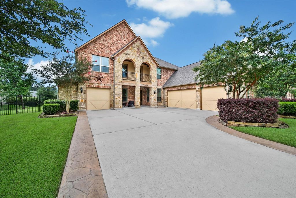 5462 Harvest Oak Landing Drive, Spring, TX 77386