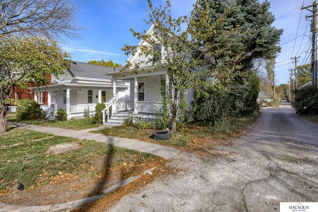 1116 S 23 Street, Lincoln, NE 68502