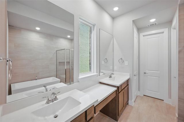 701 Purple Dome Drive, Fort Worth, TX 76247