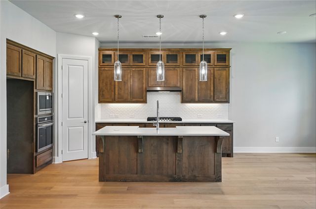701 Purple Dome Drive, Fort Worth, TX 76247