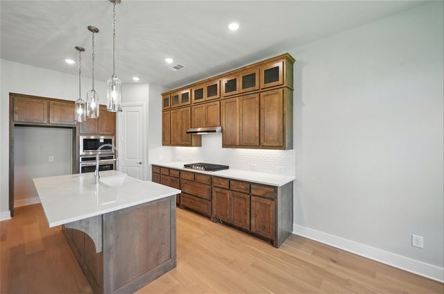 701 Purple Dome Drive, Fort Worth, TX 76247