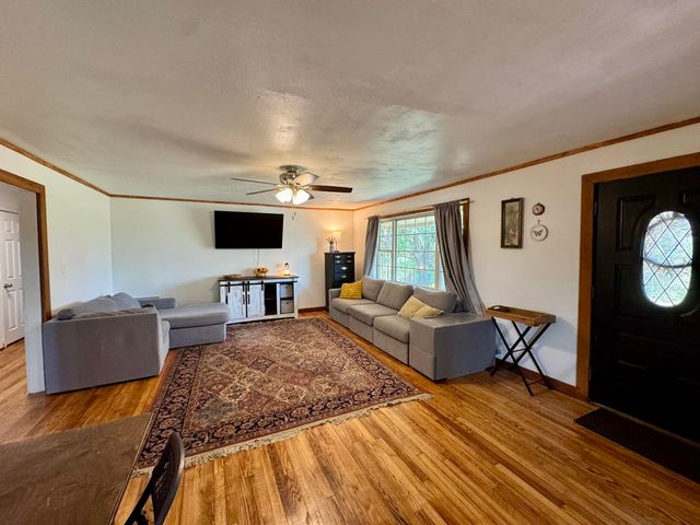 337 Cooper Hollow Road, Mount Pleasant, AR 72561