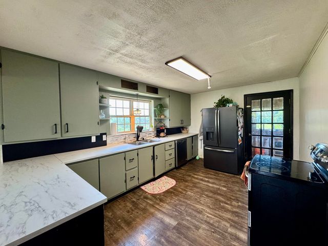 337 Cooper Hollow Road, Mount Pleasant, AR 72561