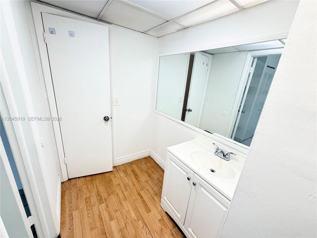 2800 NW 56th Avenue E201, Lauderhill, FL 33313