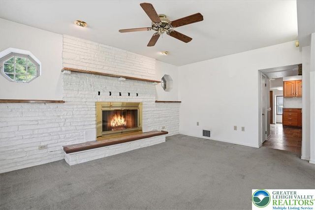 5220 Freemansburg Avenue, Easton, PA 18045