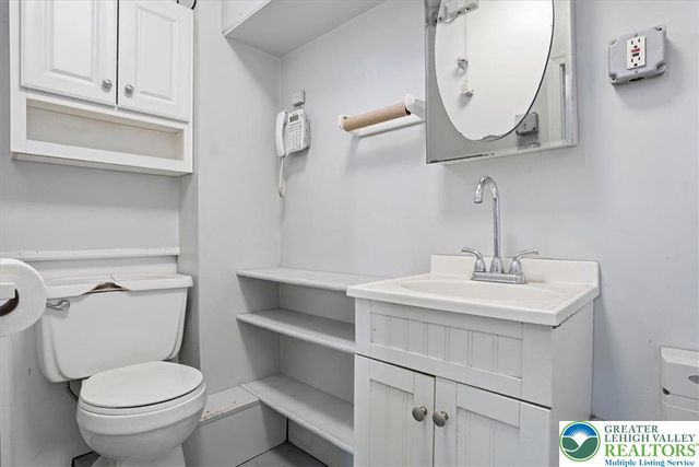 5220 Freemansburg Avenue, Easton, PA 18045