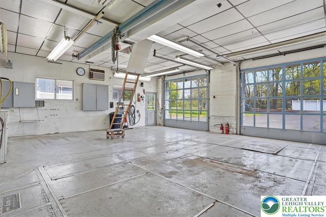 5220 Freemansburg Avenue, Easton, PA 18045