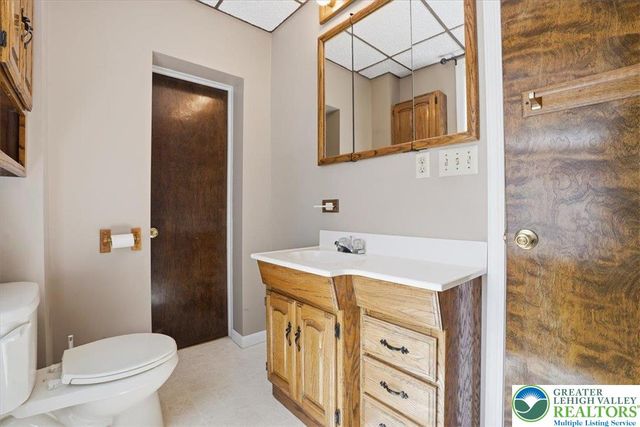 5220 Freemansburg Avenue, Easton, PA 18045