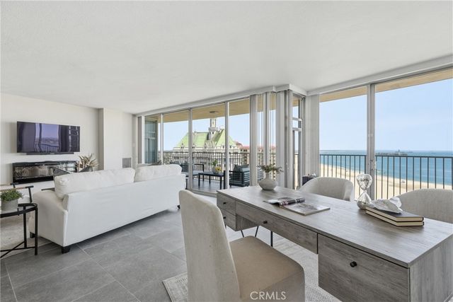 700 E Ocean Boulevard 2305, Long Beach, CA 90802