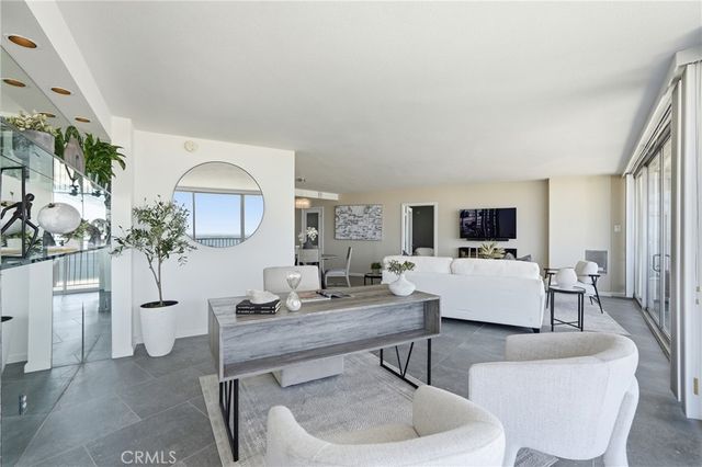 700 E Ocean Boulevard 2305, Long Beach, CA 90802