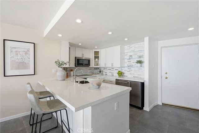 700 E Ocean Boulevard 2305, Long Beach, CA 90802