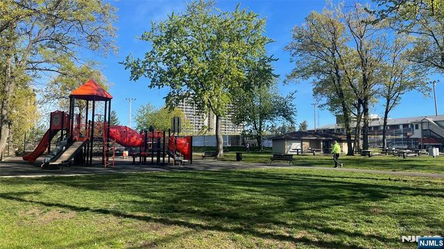 1275 Anderson Avenue A4, Fort Lee, NJ 07024