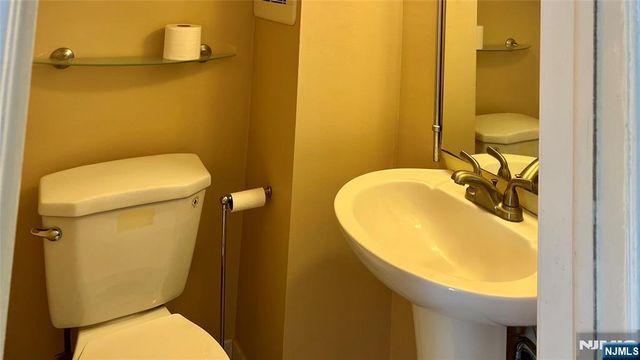 1275 Anderson Avenue A4, Fort Lee, NJ 07024