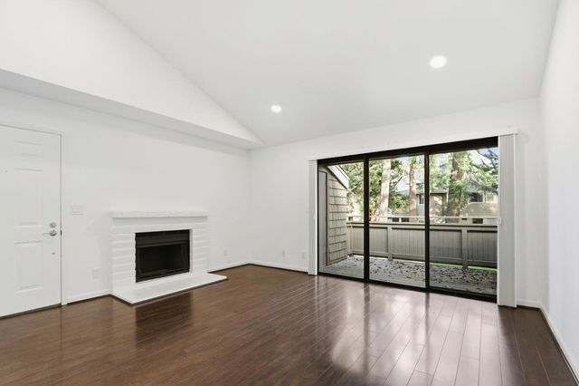 5688 Makati Circle H, San Jose, CA 95123