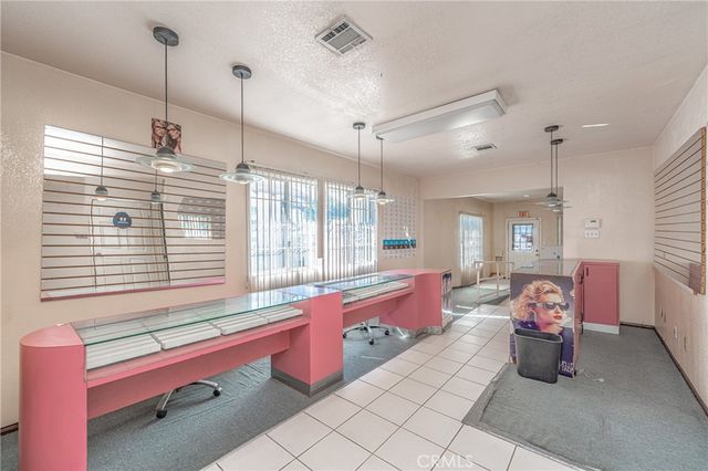 8464 California Avenue, South Gate, CA 90280