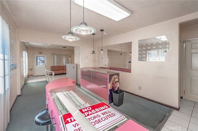 8464 California Avenue, South Gate, CA 90280