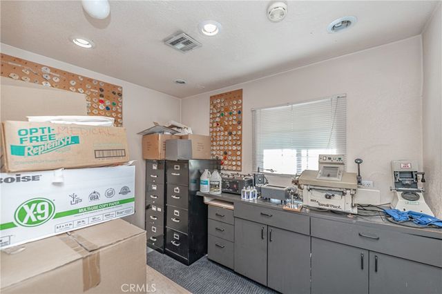 8464 California Avenue, South Gate, CA 90280