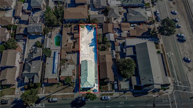8464 California Avenue, South Gate, CA 90280