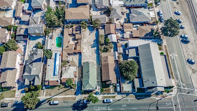 8464 California Avenue, South Gate, CA 90280
