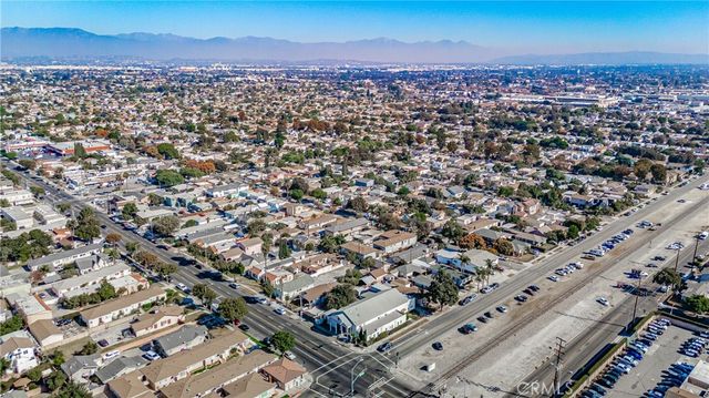 8464 California Avenue, South Gate, CA 90280