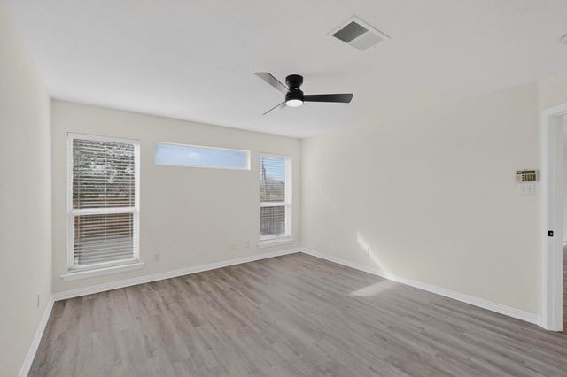 714 Ashbrook Court, Euless, TX 76039