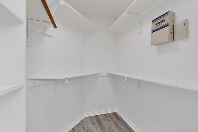 714 Ashbrook Court, Euless, TX 76039