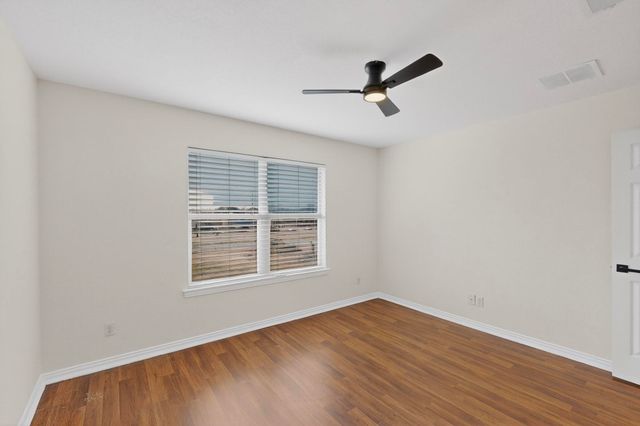 714 Ashbrook Court, Euless, TX 76039