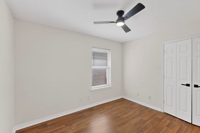 714 Ashbrook Court, Euless, TX 76039