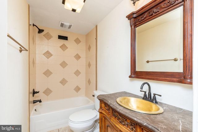 1728 NAUDAIN ST, Philadelphia, PA 19146