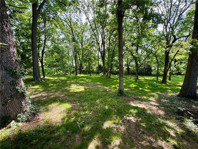 13516 W 71st Street, Shawnee, KS 66216